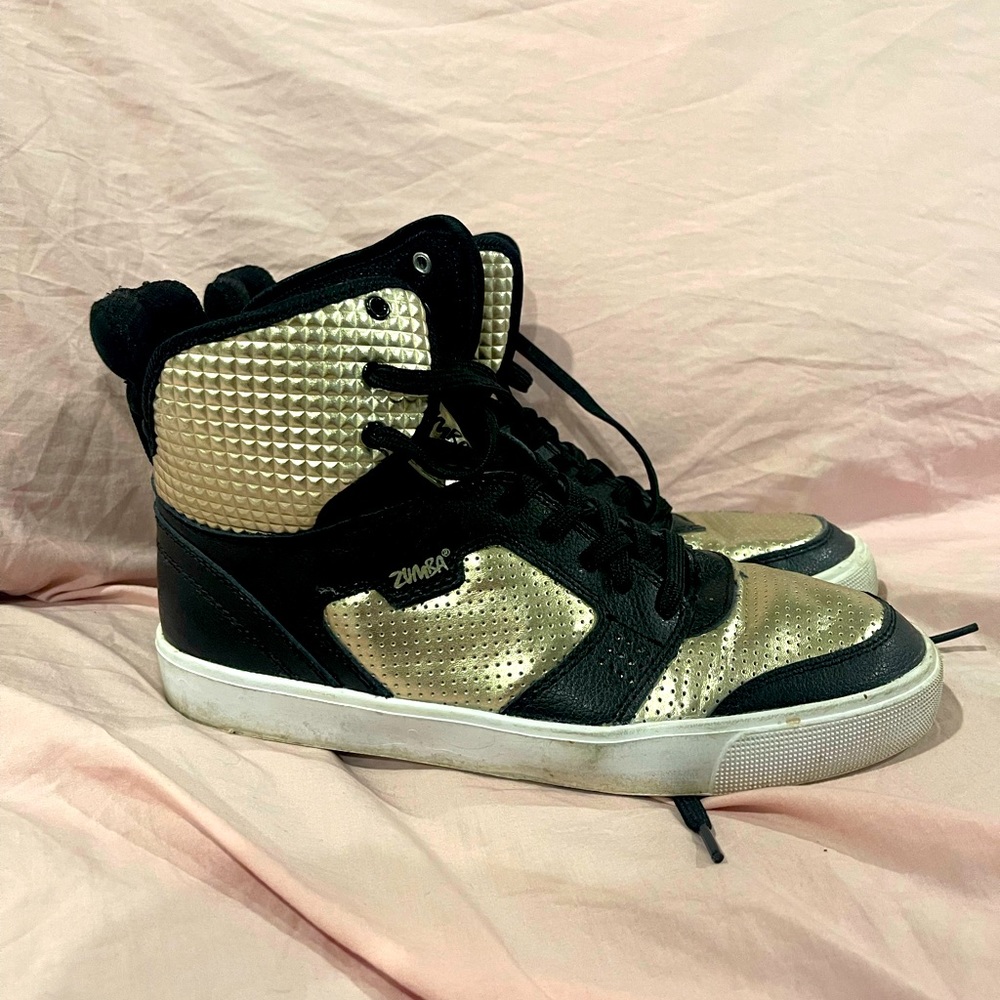 Zumba Street Glam Gold Metallic Perforated Sneakers 9